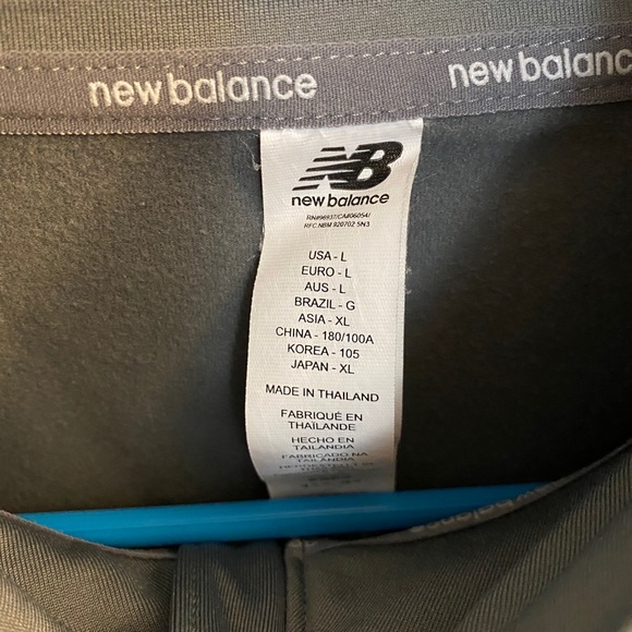 Three quarter zip New Balance top - Picture 2 of 6